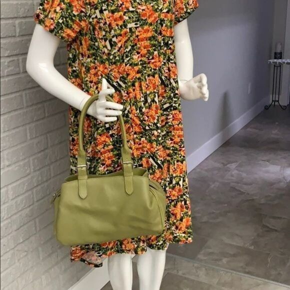 Nine West Olive shoulder Bag - Picture 1 of 7